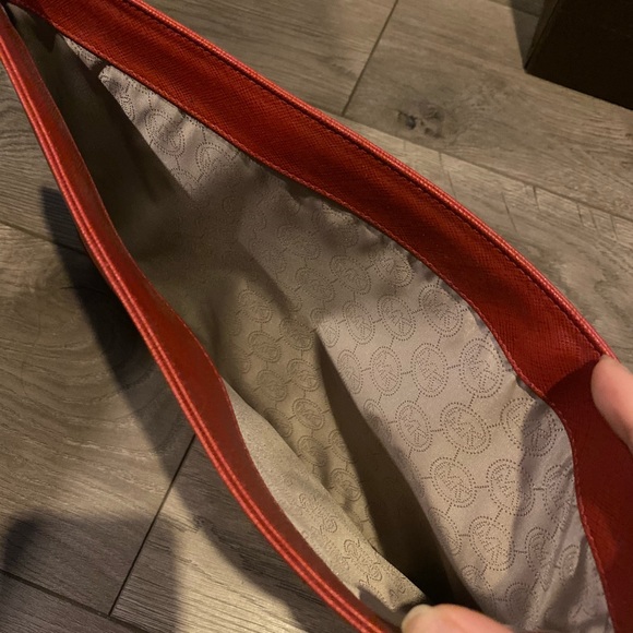 Authentic Michael Kors 13in MacBook cover - Picture 4 of 4